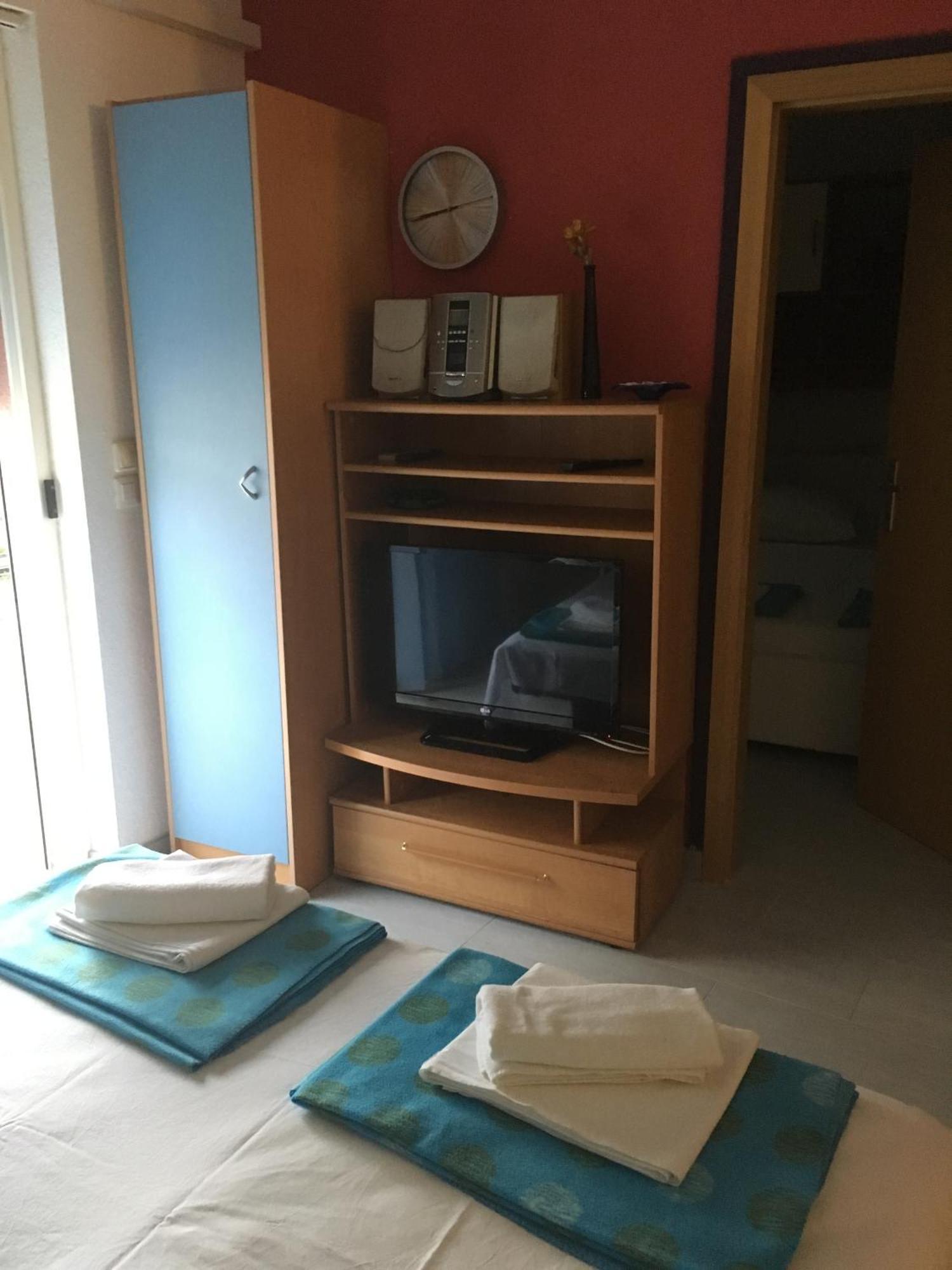 Apartments By The Sea Promajna, Makarska - 2673 Chambre photo